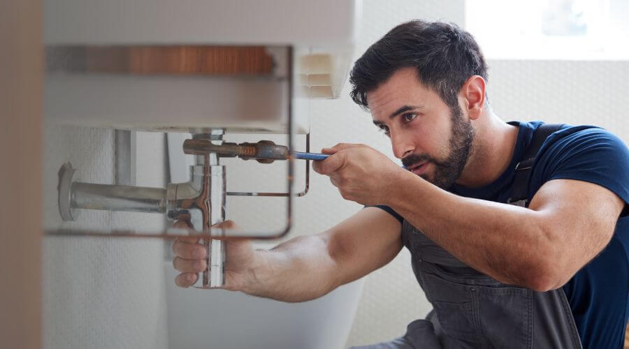 Faucet cartridge replacement in Regina, NM